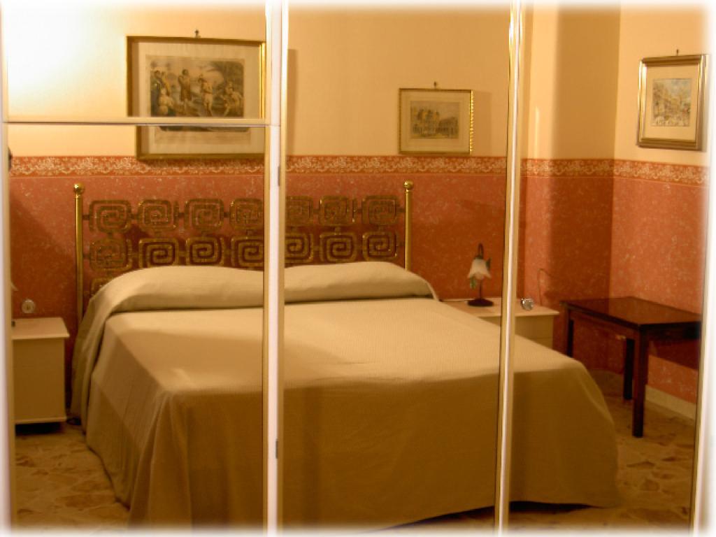 Casa Tina Maugeri Bed and Breakfast CTA Rum bild