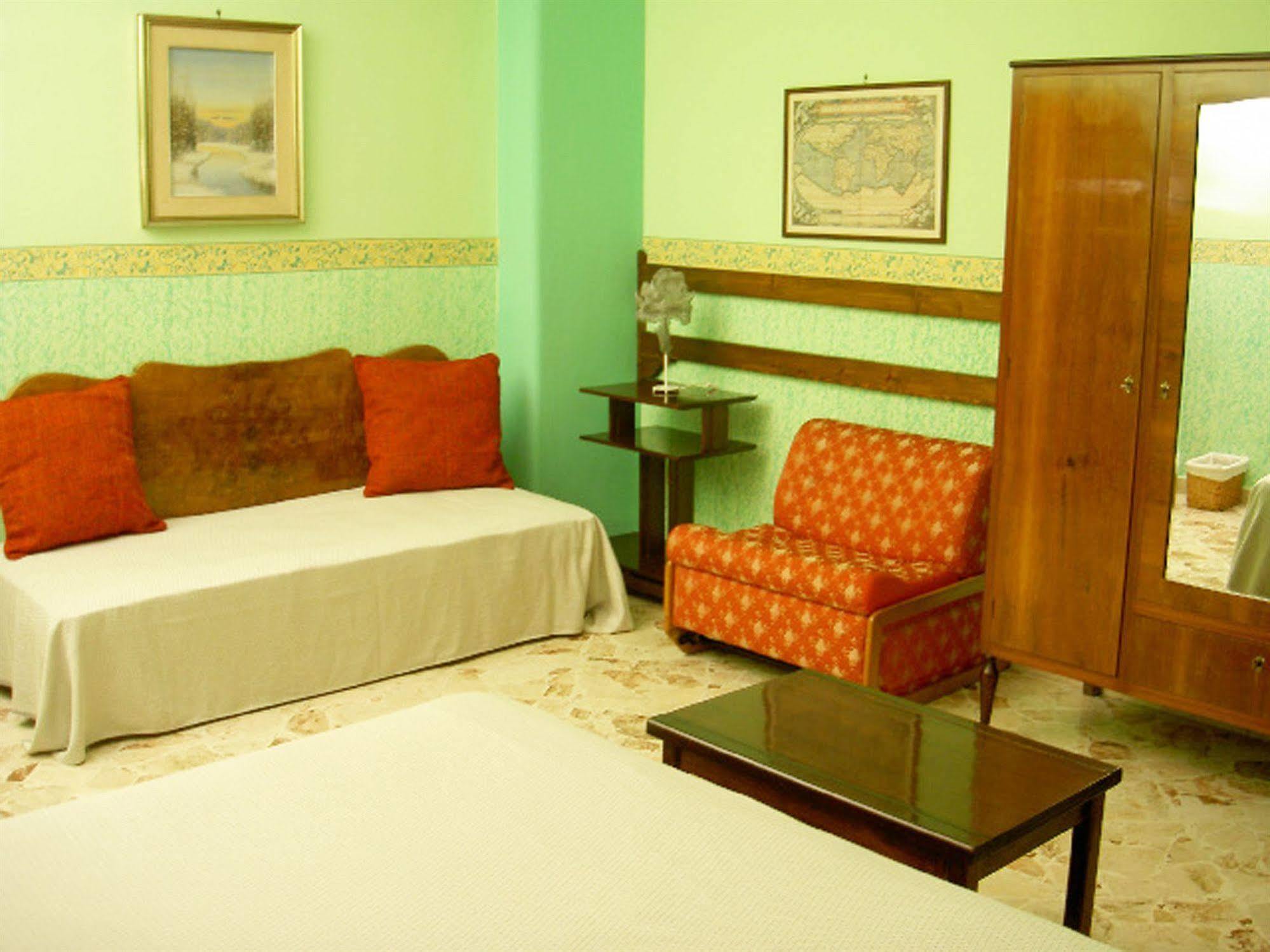 Casa Tina Maugeri Bed and Breakfast CTA Exteriör bild
